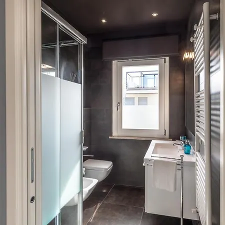 - Sea View Апартаменты *